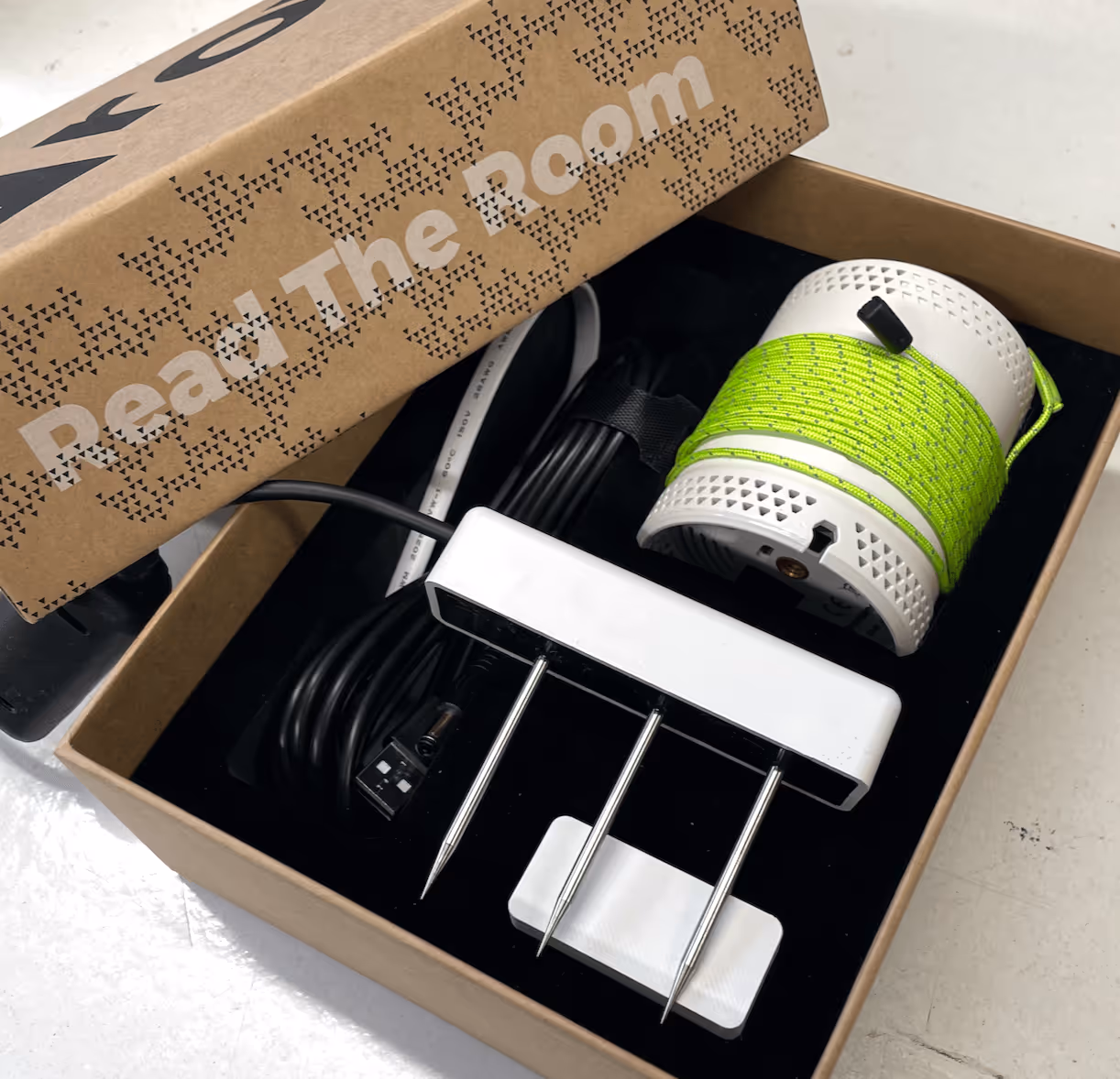 The Grow Sensor Pro unboxing
