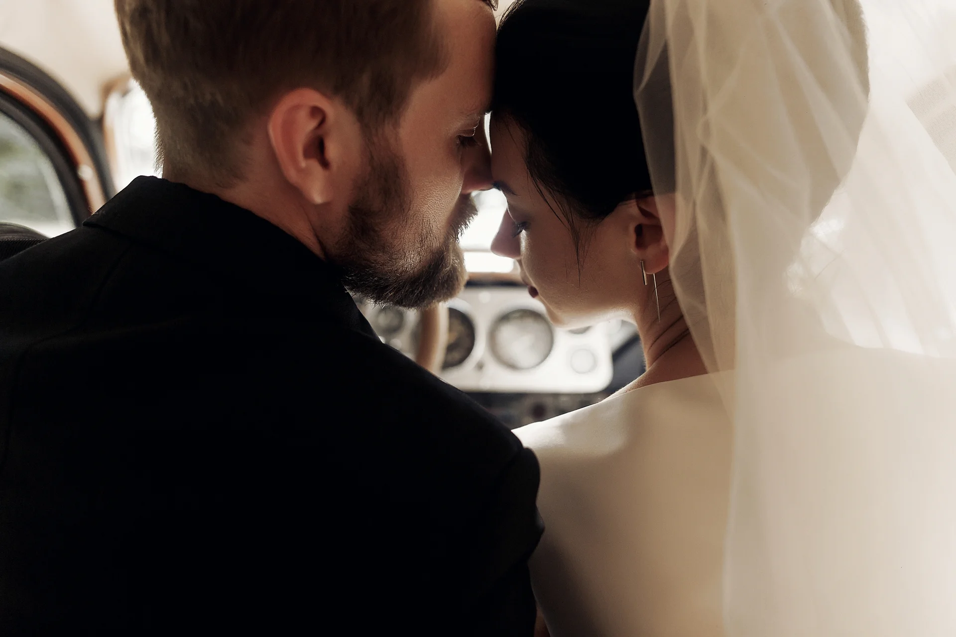 Elopement Photographer in Montreal