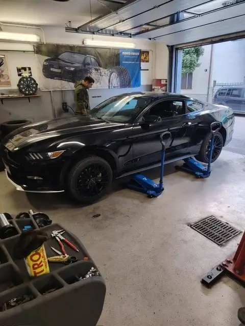 Balansiranje i montaža kotača u vulkanizacijskoj radionici u Zagrebu