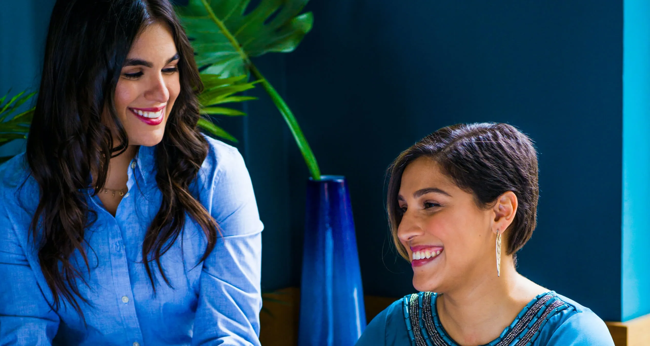 Mastering the Art of Networking with the 'Wing Woman' Approach