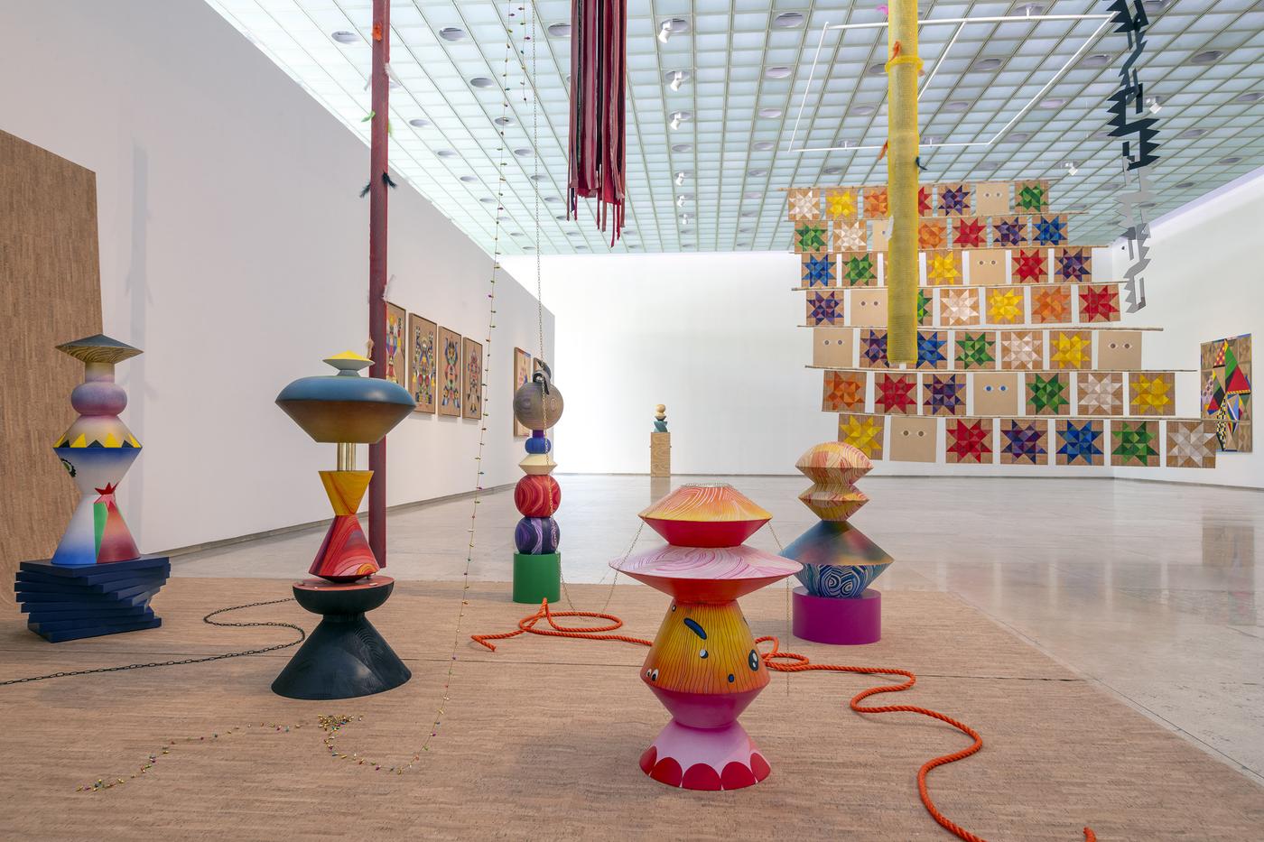 Serie Chakaruna — Amalia Valdés