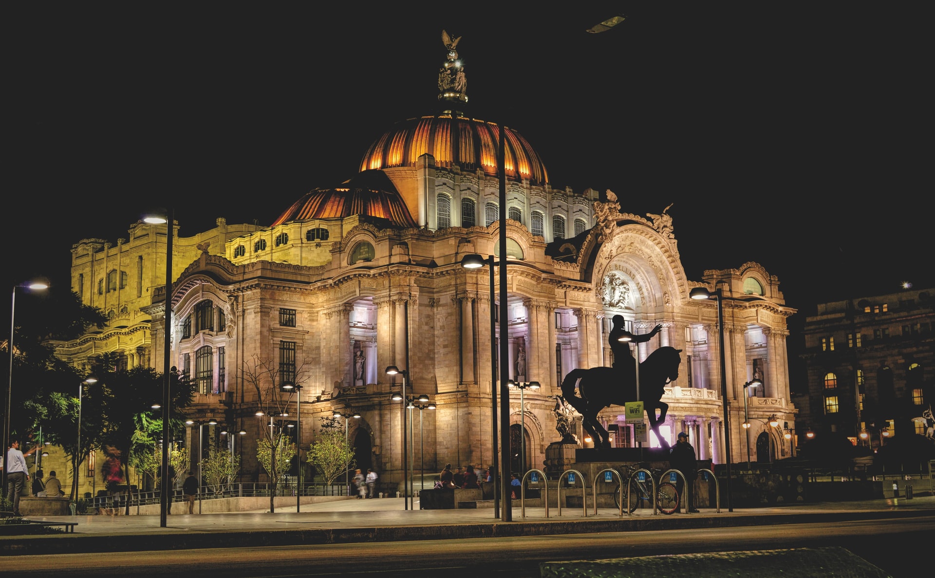 Best time to travel to Mexico