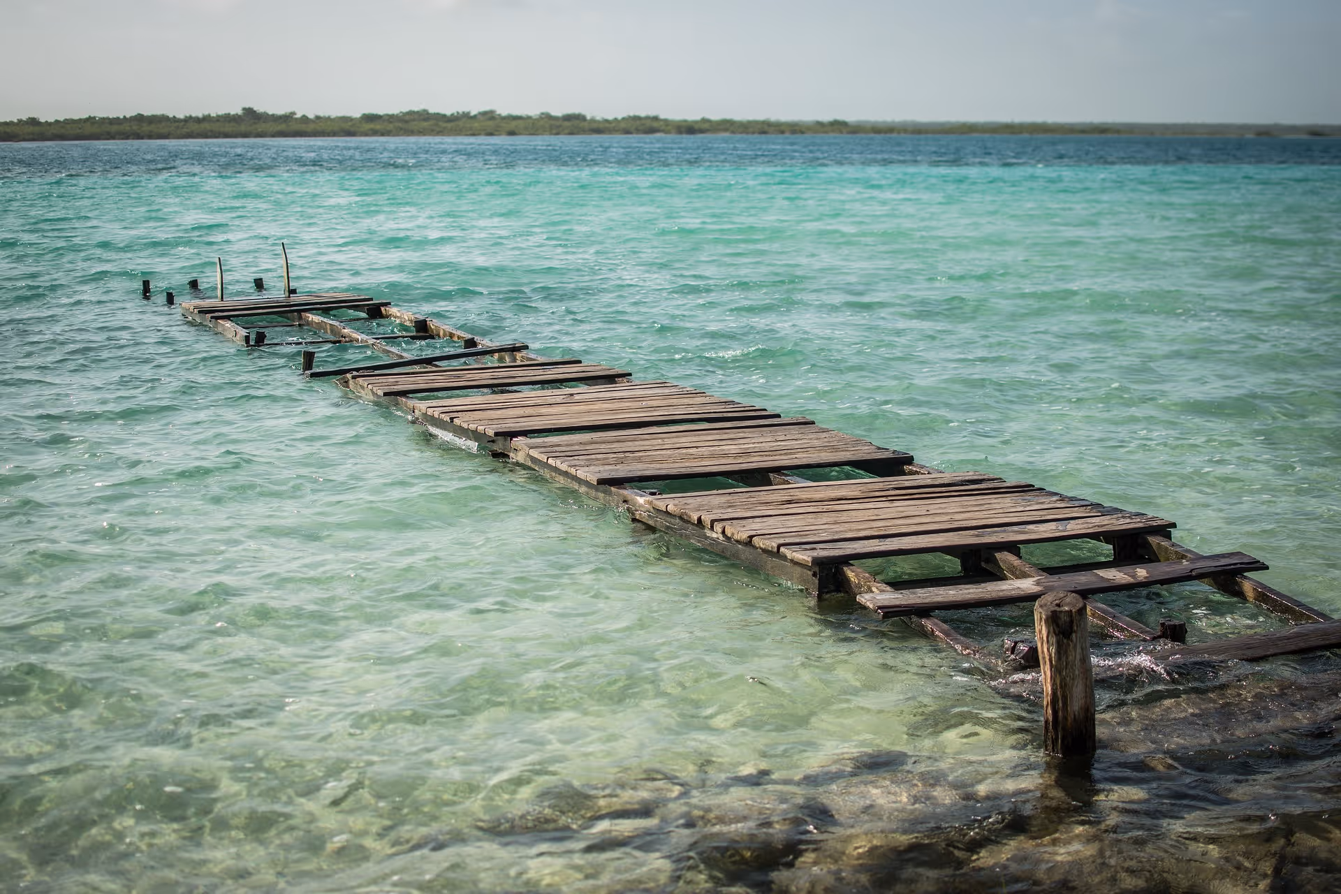 Bacalar-lake
