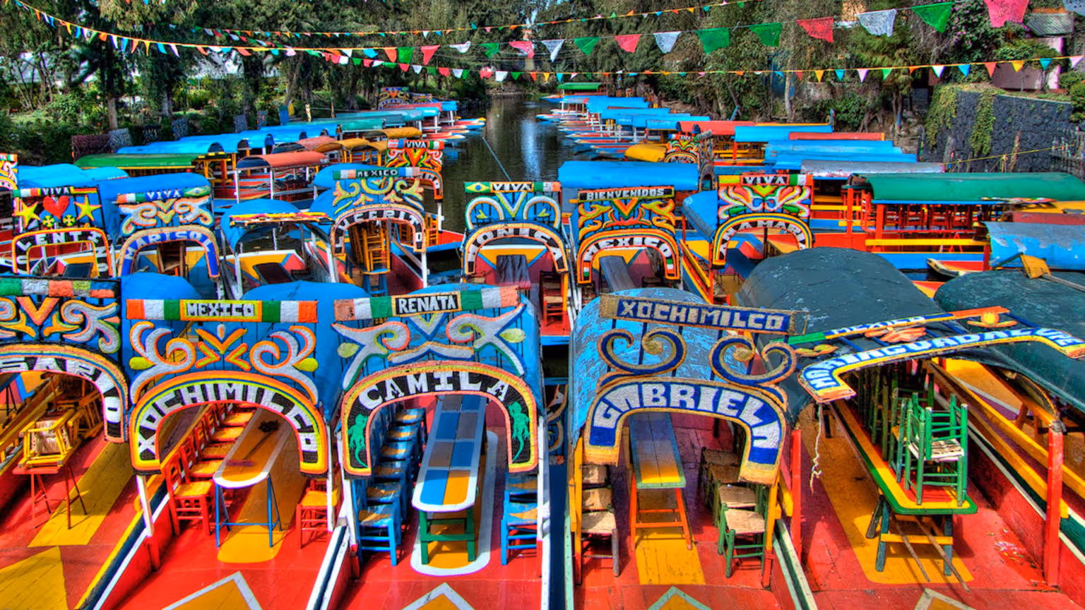 trajineras-xochimilco-mexico