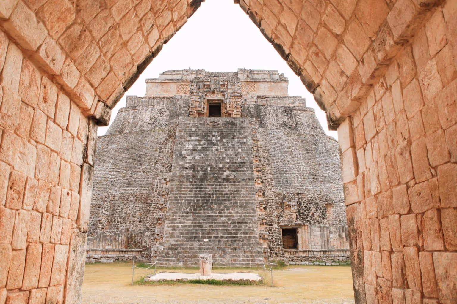 Di%CC%81a-3-Uxmal-1536x1024