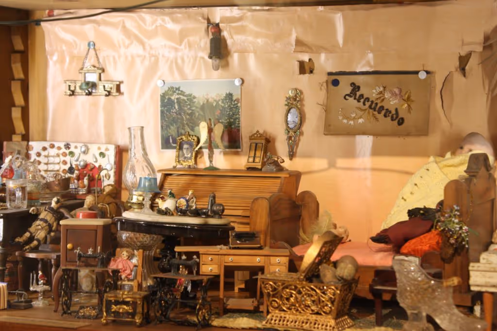 vitrina_de_juguetes_frida_rutopia-1024x683