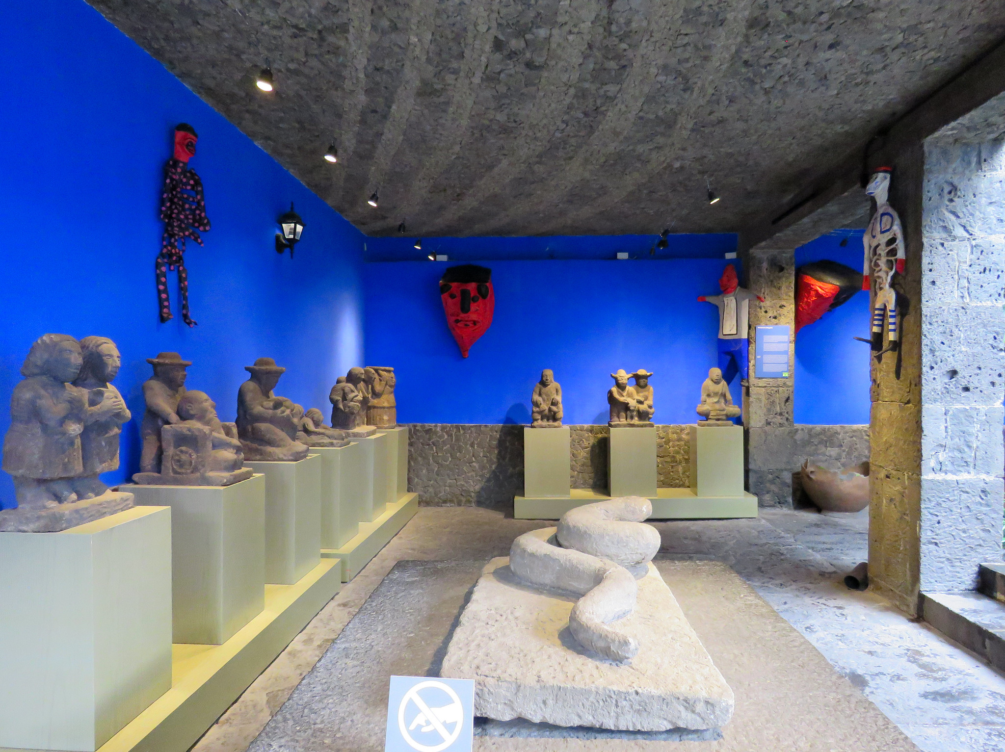 frida_blue_house_piezas_prehispanicas_rutopia