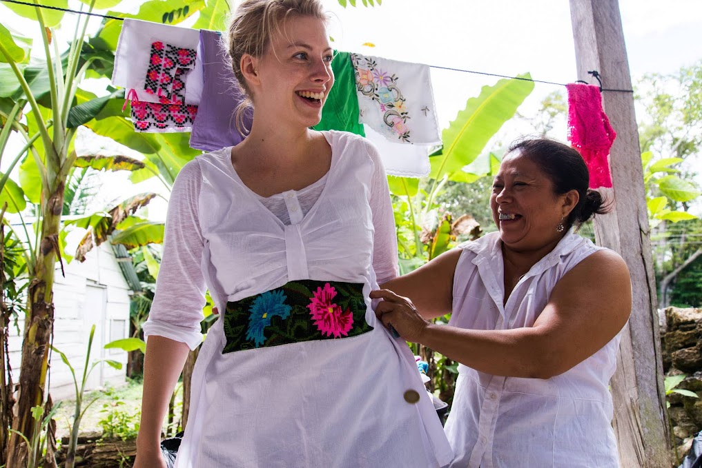 Women with embroidery, El Veinte community, Campeche