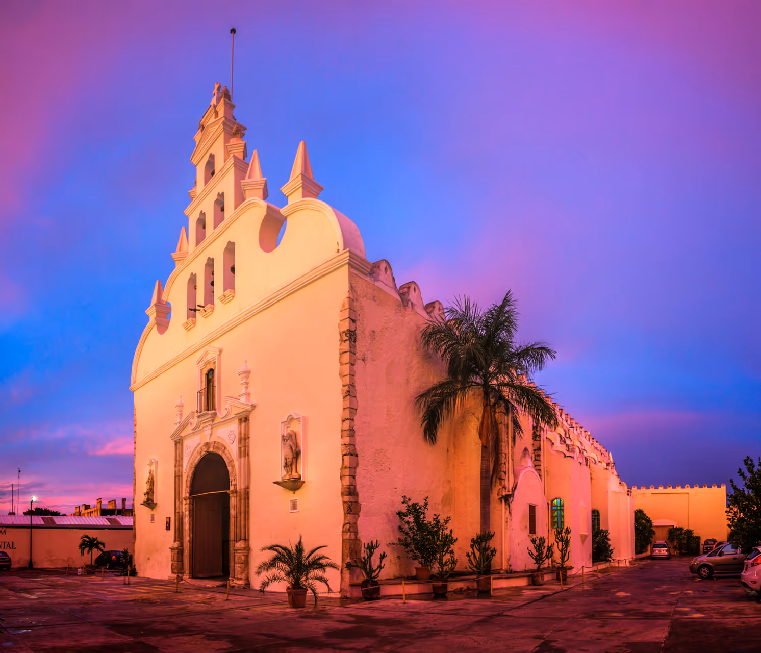 Santiago-Church-Merida-Yucatan