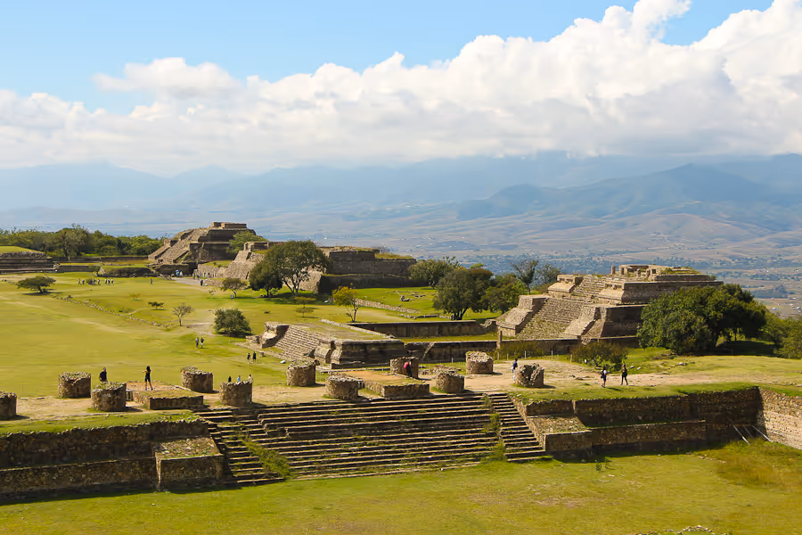 Monte-Alba%CC%81n-Oaxaca-Tour
