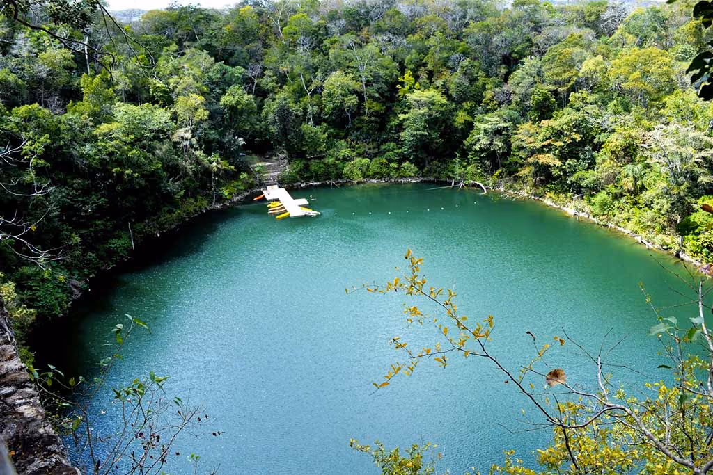 Cenote Miguel Colorado-lugares turisticos