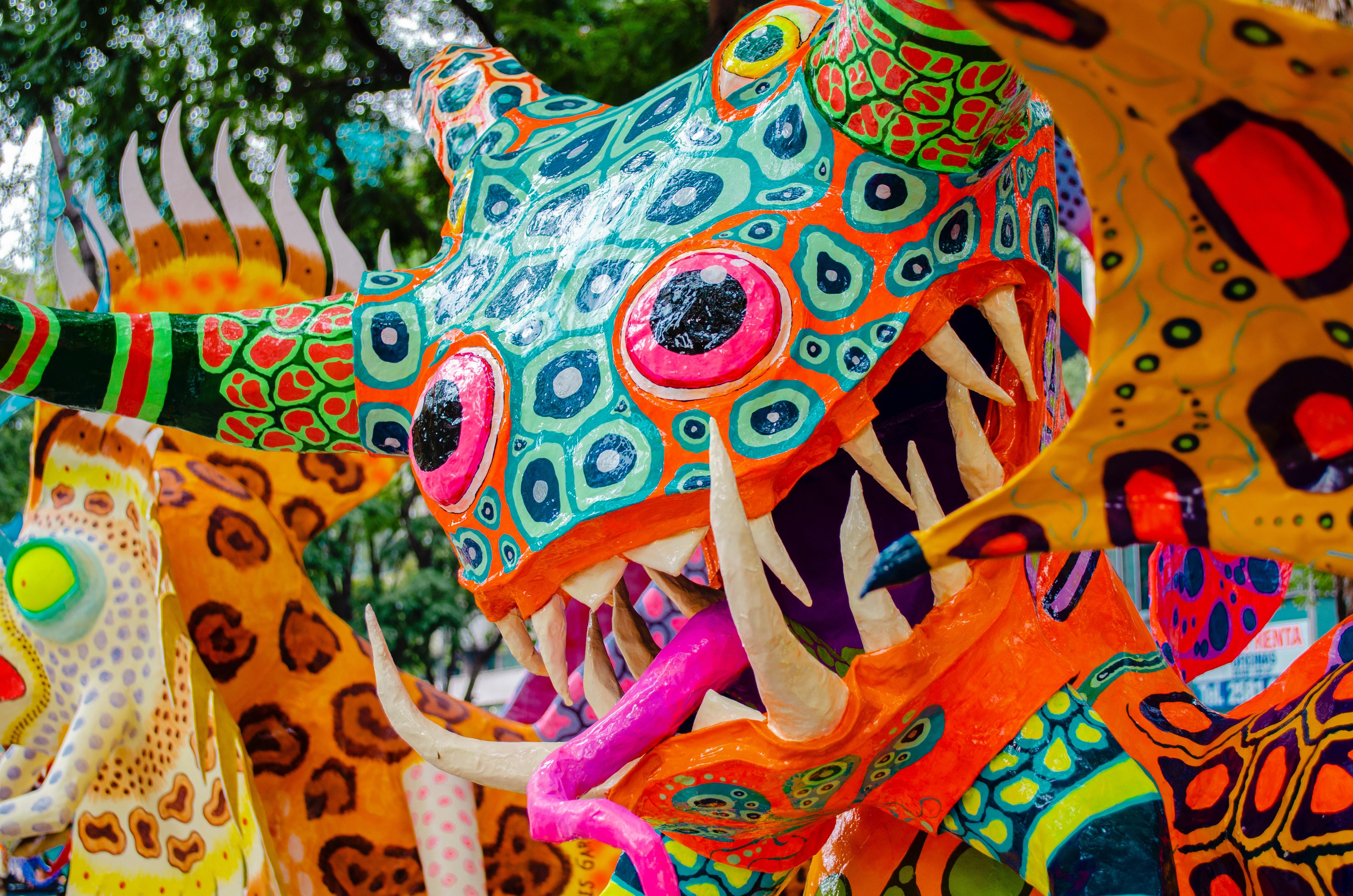 Oaxaca artisan guide colorful alebrije