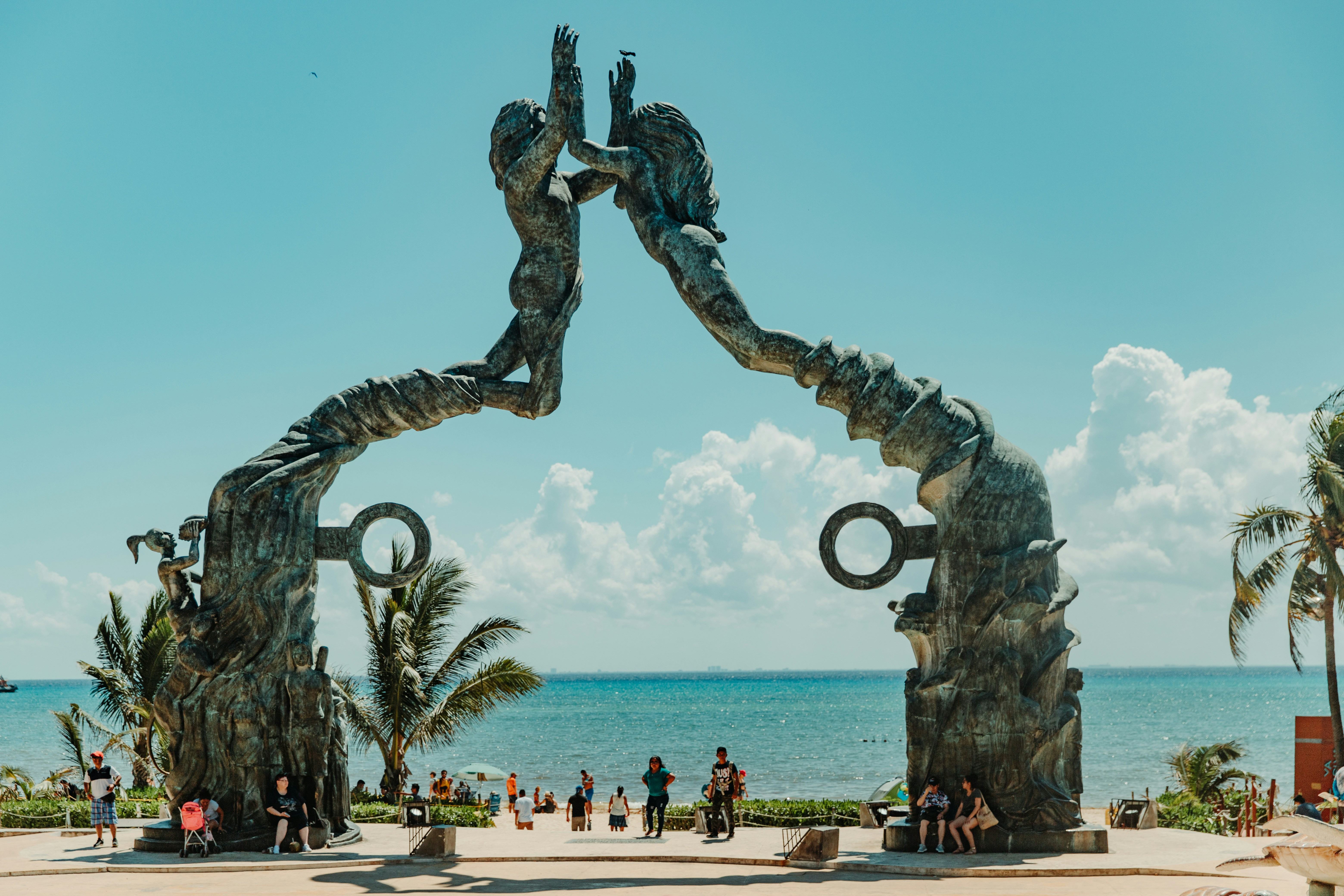 A Chichén Itzá Tour Guide from Cancún, Tulum, and Playa – Portal Maya in Playa del Carmen.
