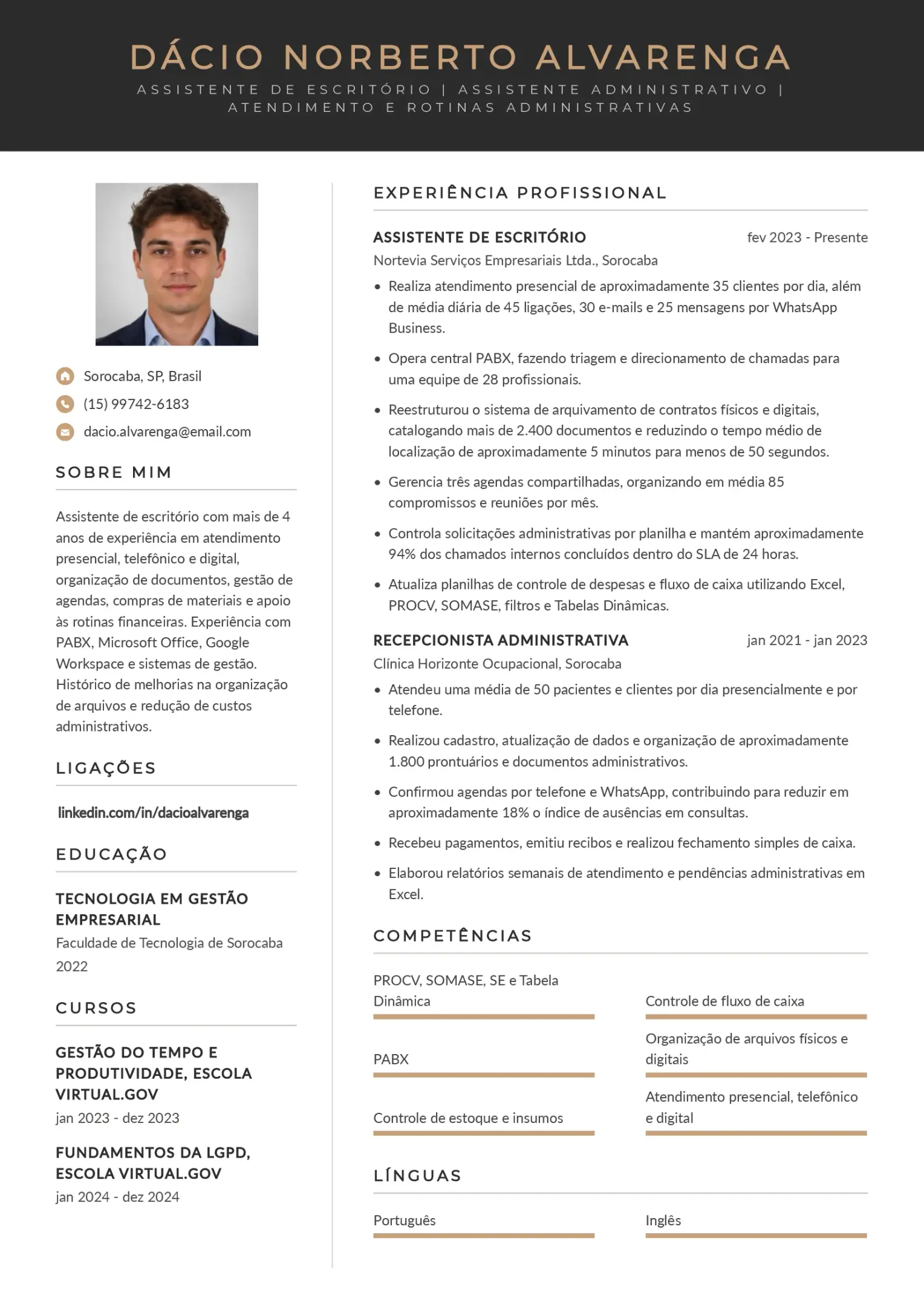 Modelo de currículo de assistente de escritório de atendimento ao cliente
