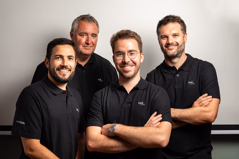 Photo de Jean Nathan Nicolas et Thierry Associés chez Drakkar