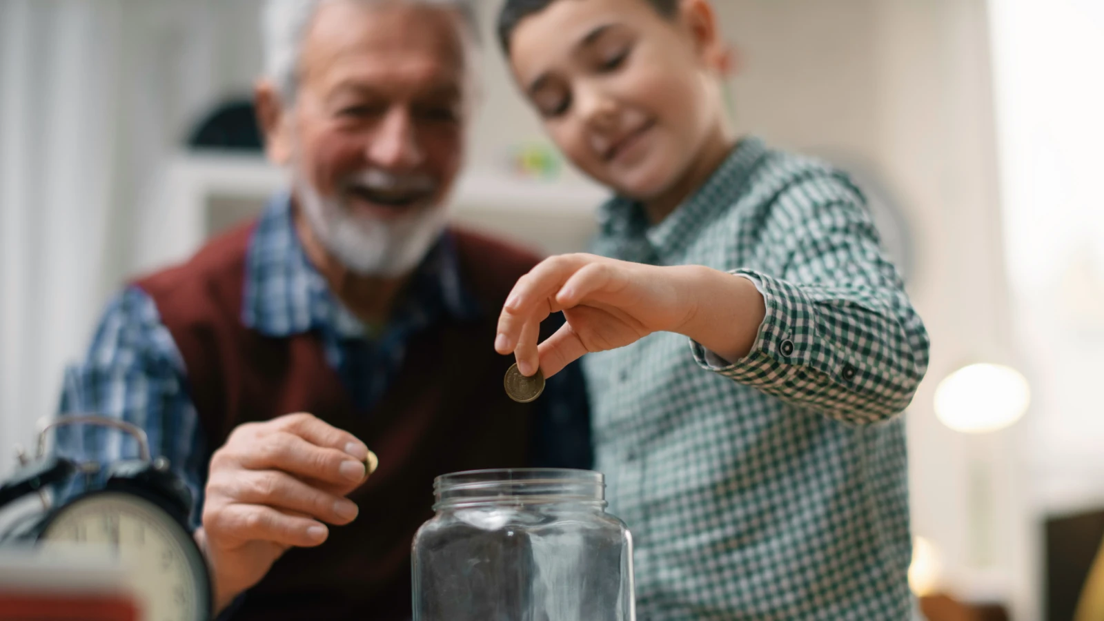 Rodinné investování začíná doma: Jak naučit děti finanční gramotnosti