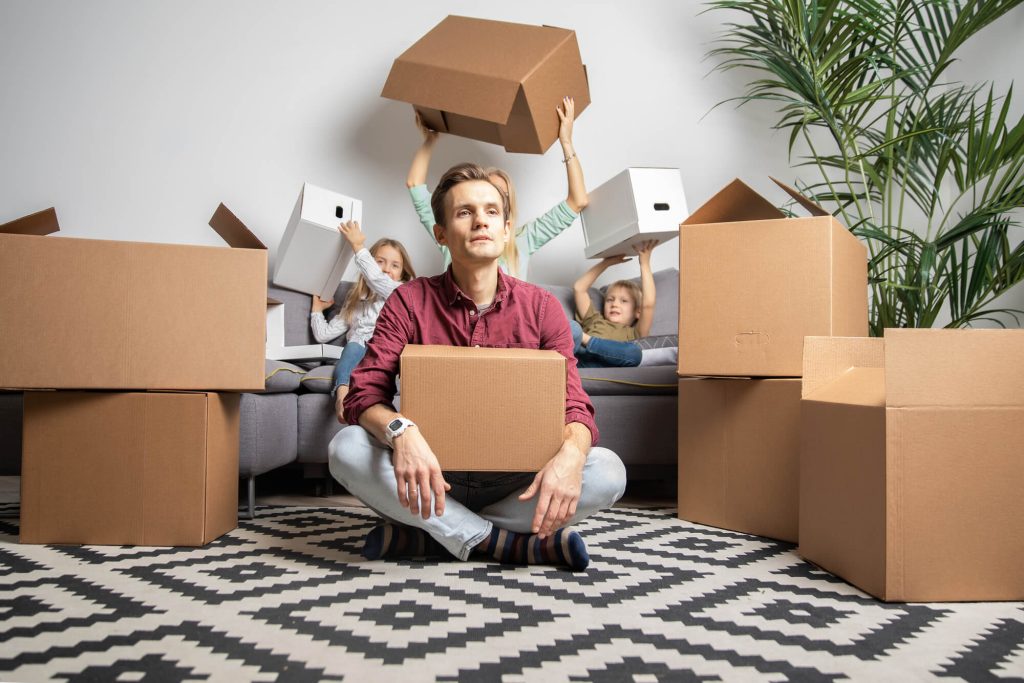 ia family man needing Professional Packing Services