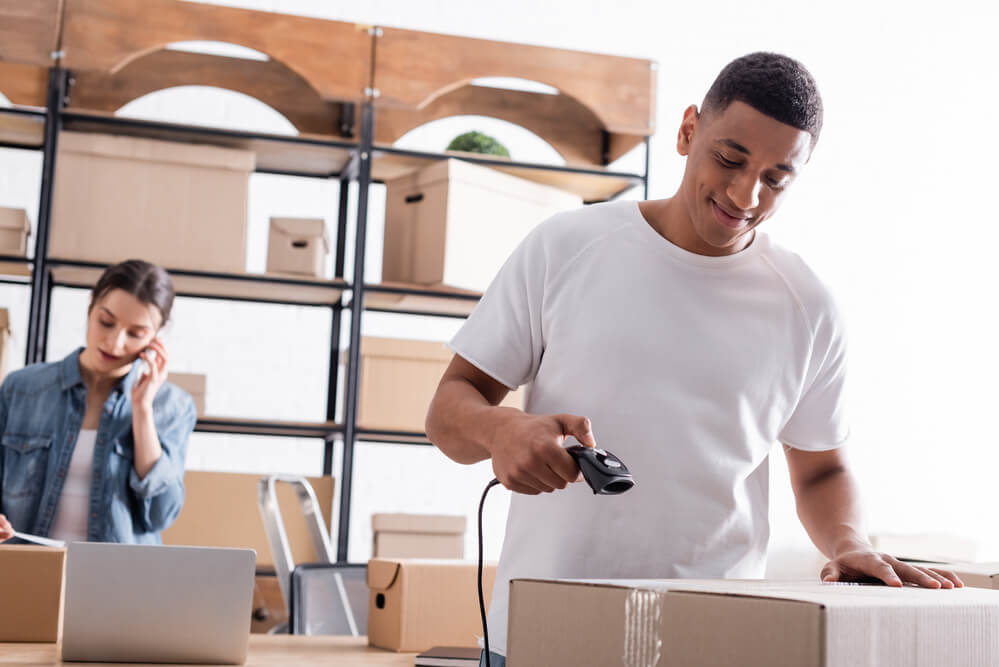 Denver Moving Companies helping clients.