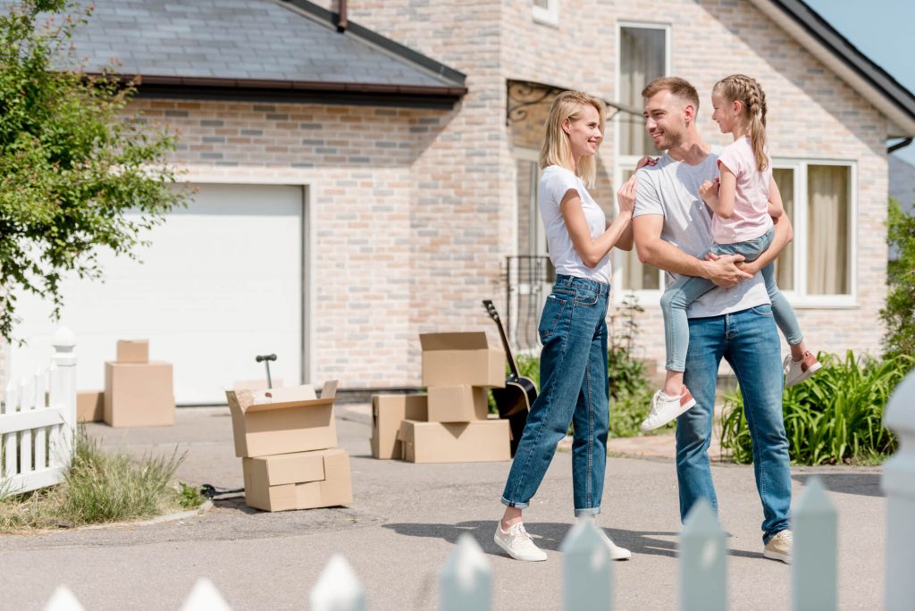 a family using the Best Moving Companies