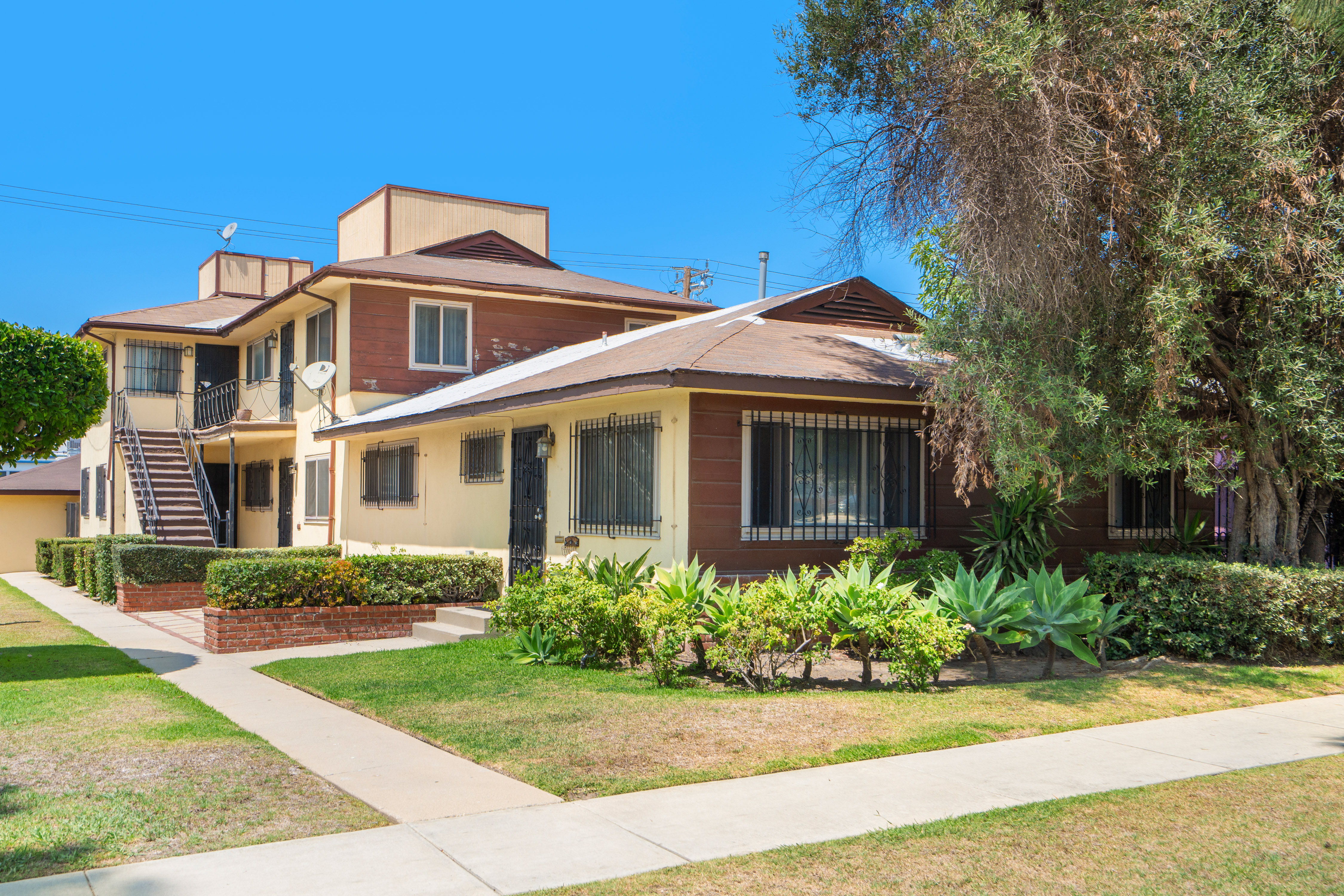 An image of a house listing