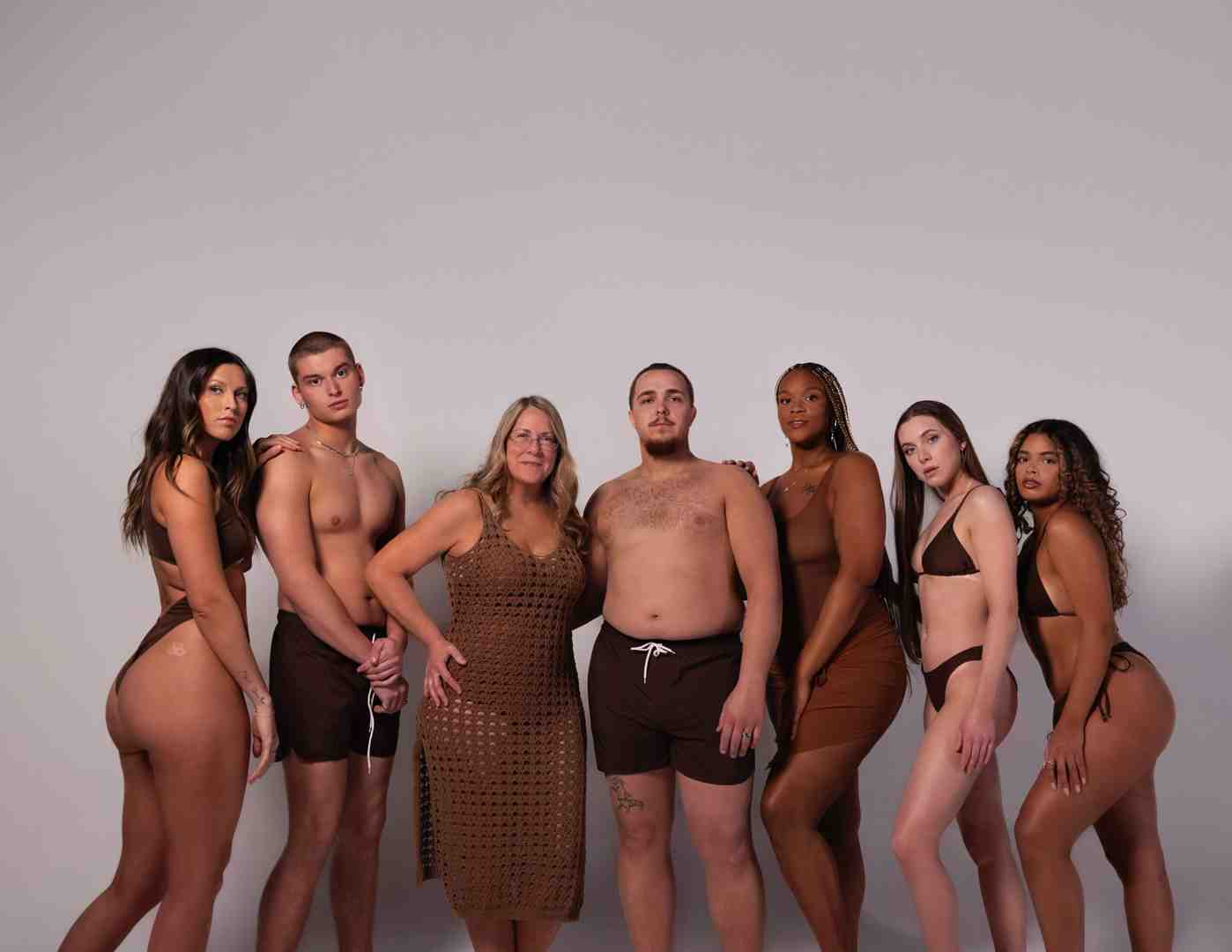 key steps: exfoliate, moisturize dry spots, apply with a mitt, and let dry - self tanning lotion key steps: exfoliate, moisturize dry spots, apply with a mitt, and let dry - self tanning lotion