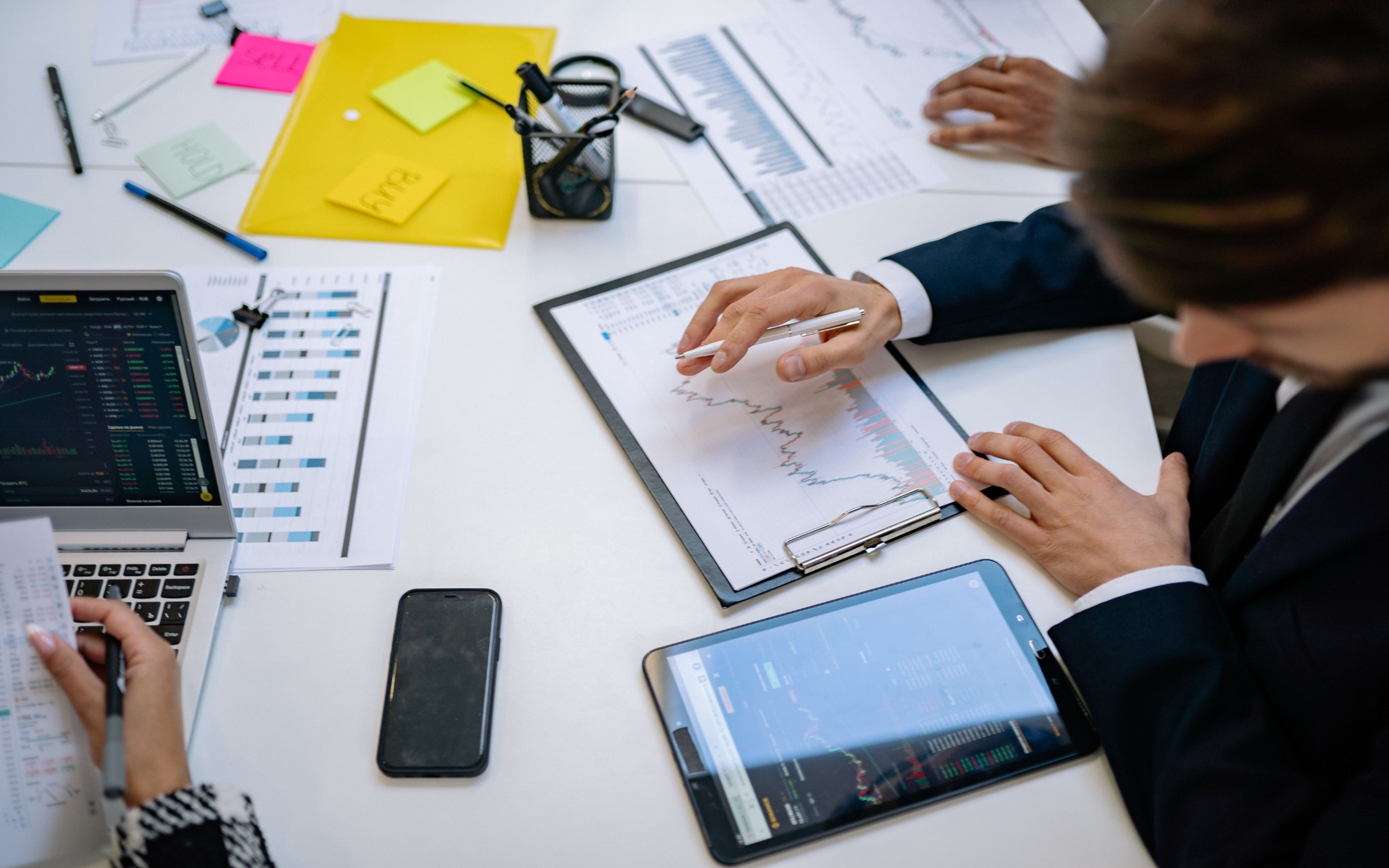 SDS Management at Scale: How Multi-Site Organisations Stay on Top of Their Chemical Obligations