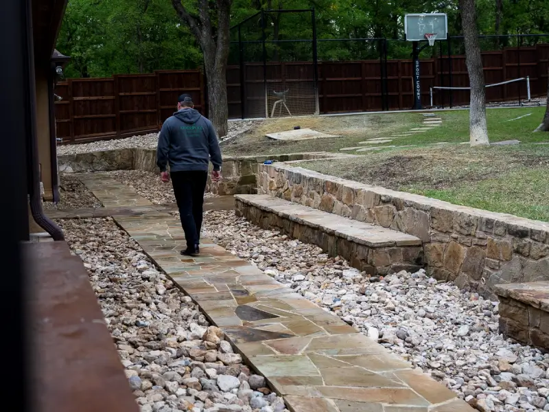 landscaping with rock borders
