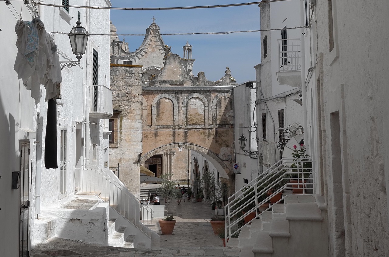 Wander Through the White City of Ostuni