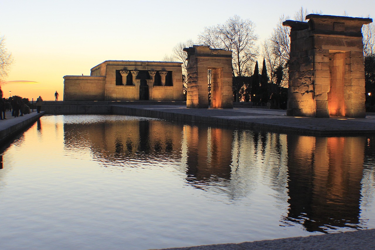 Visit an Ancient Egyptian Temple at Sunset