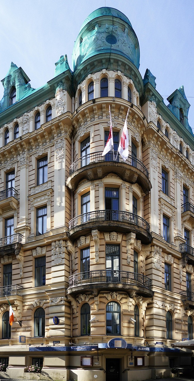 Explore the Corner House