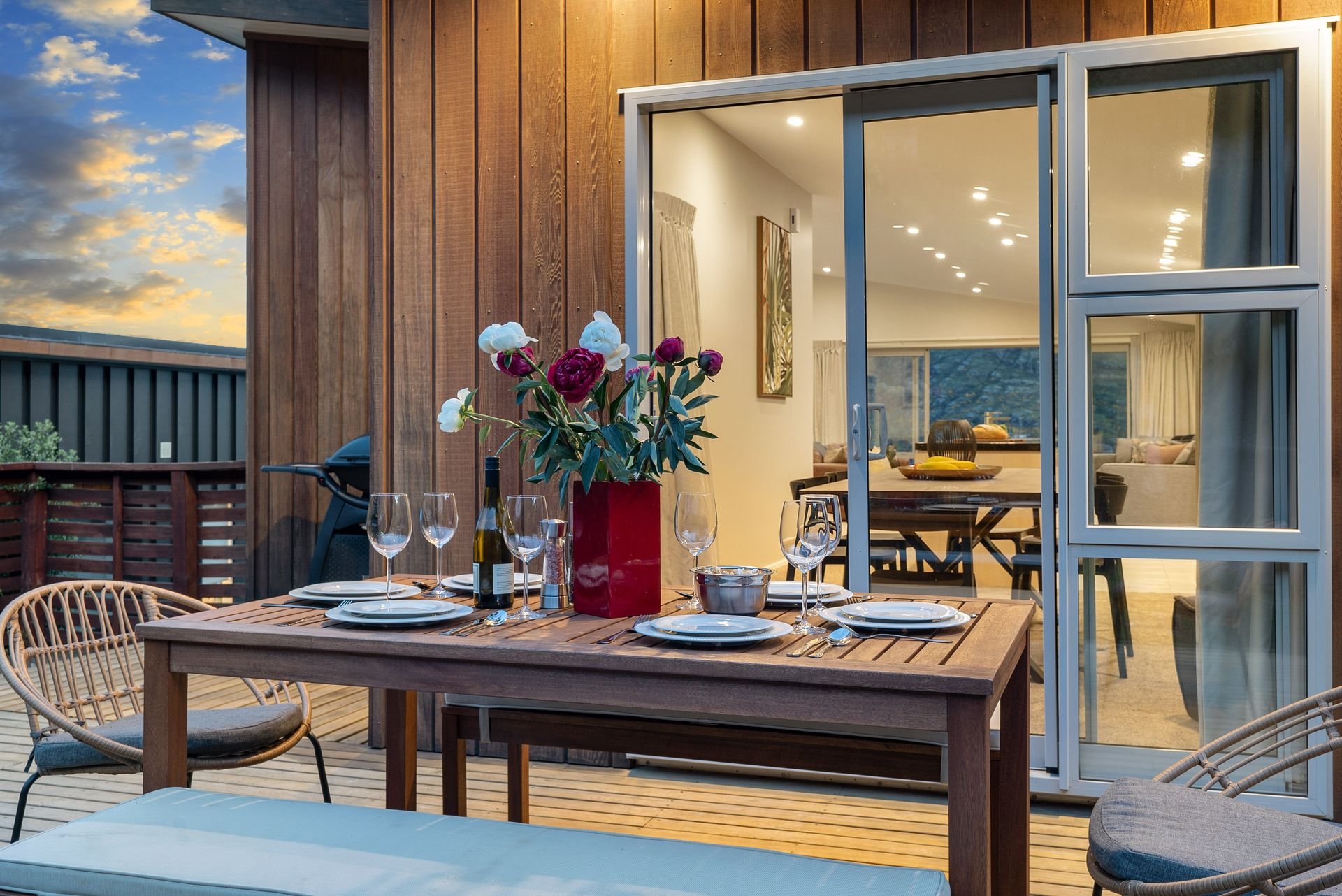 Outdoor dining table in the back garden at Highview Haven, Queenstown
