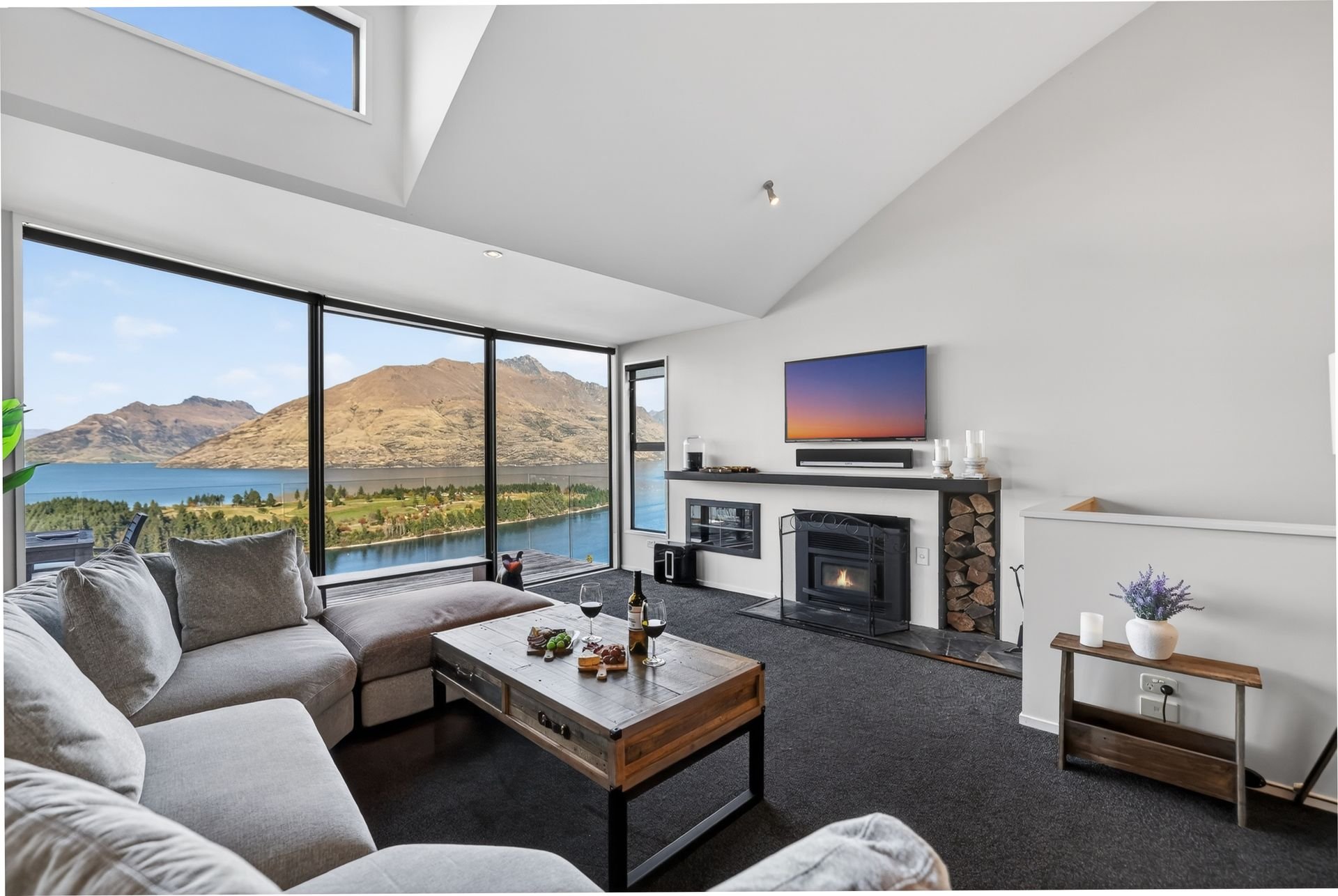 Lounge with floor-to-ceiling windows at Edinburgh Heights, Queenstown
