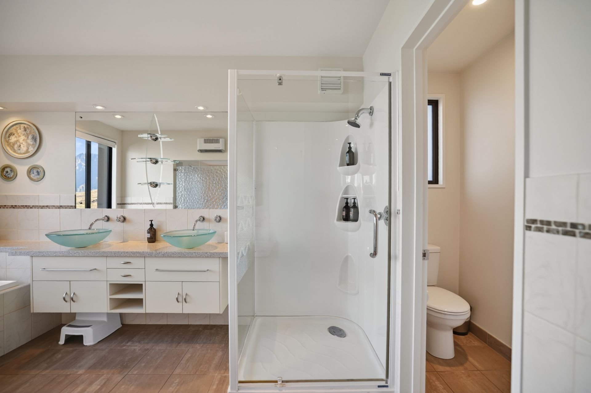 Bathroom with shower at Edinburgh Heights, Queenstown