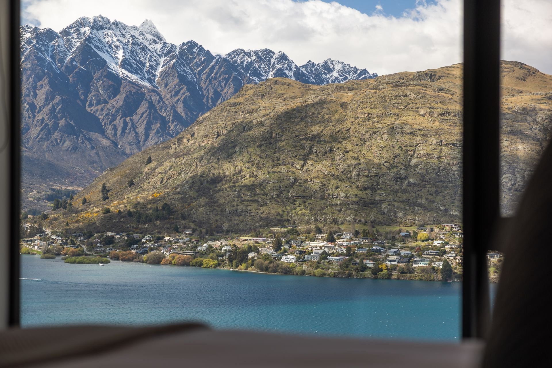 View over the lake from the villa at Woods Villa Kea, Queenstown