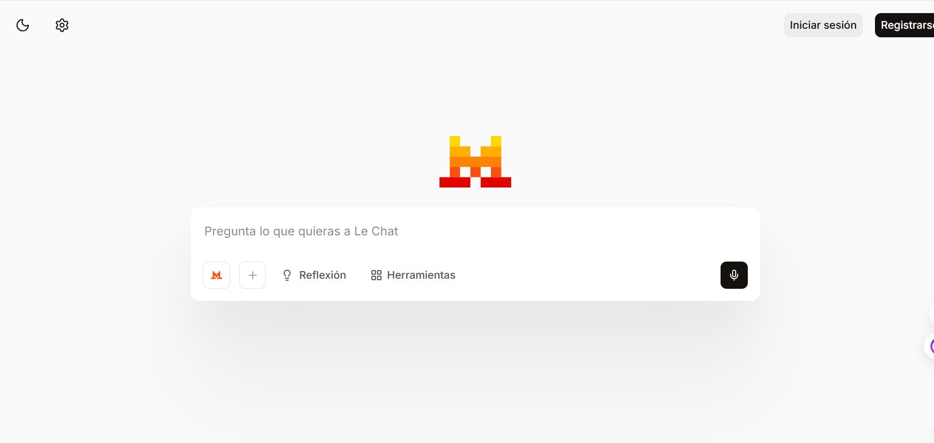 interfaz principal de Le Chat de Mistral AI con diseño minimalista en español.