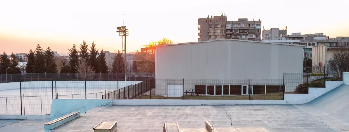 Curtain Wall vs Storefront Glazing