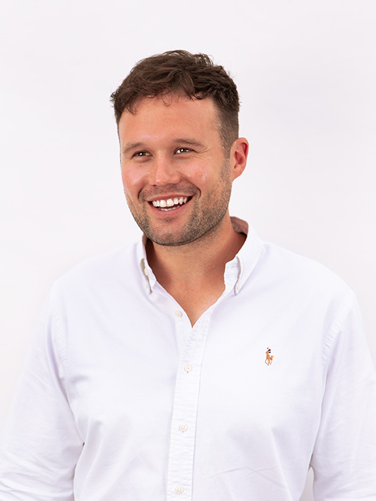 Gary, Director