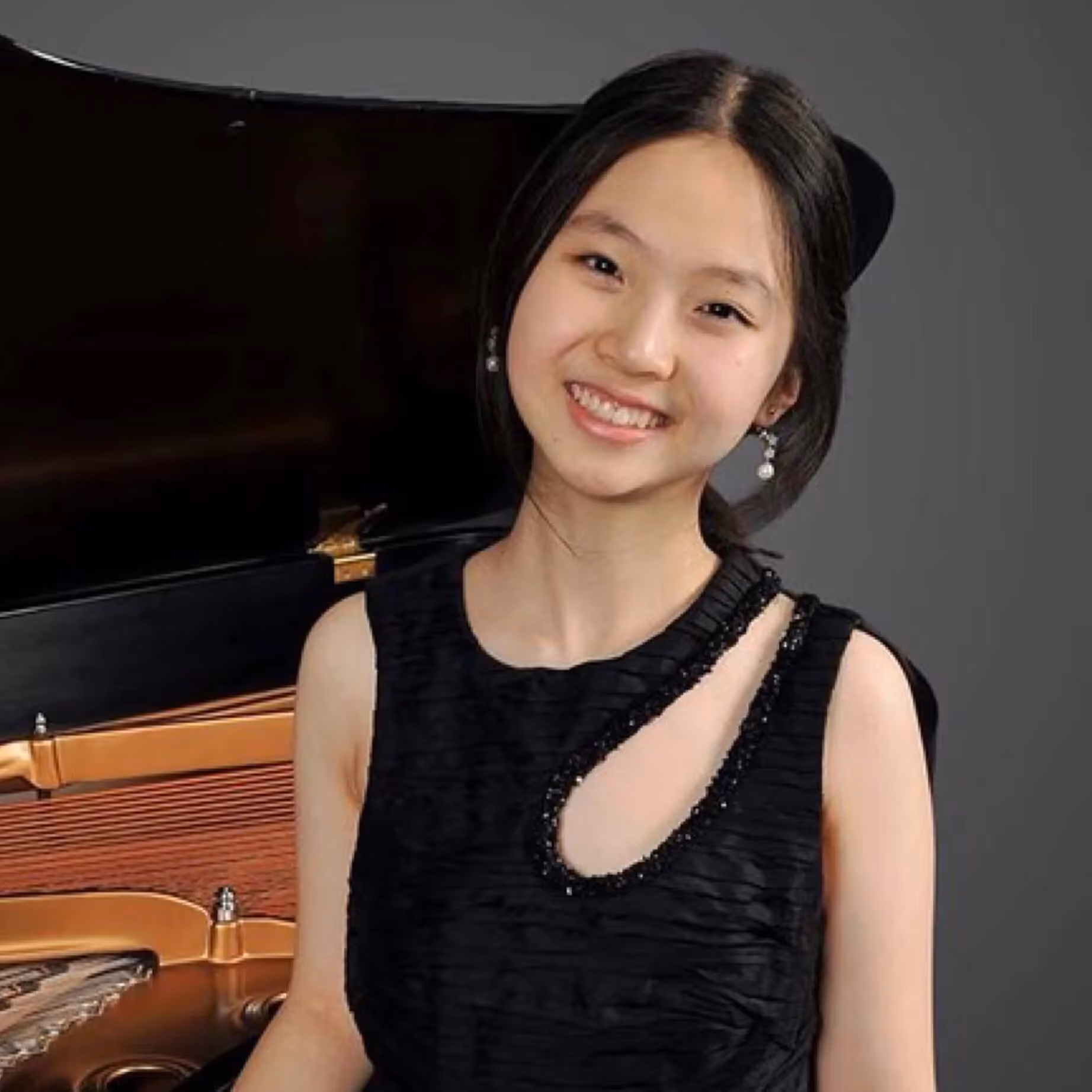 2025 First Commission Award Presented to Sophia Kunxu Dou