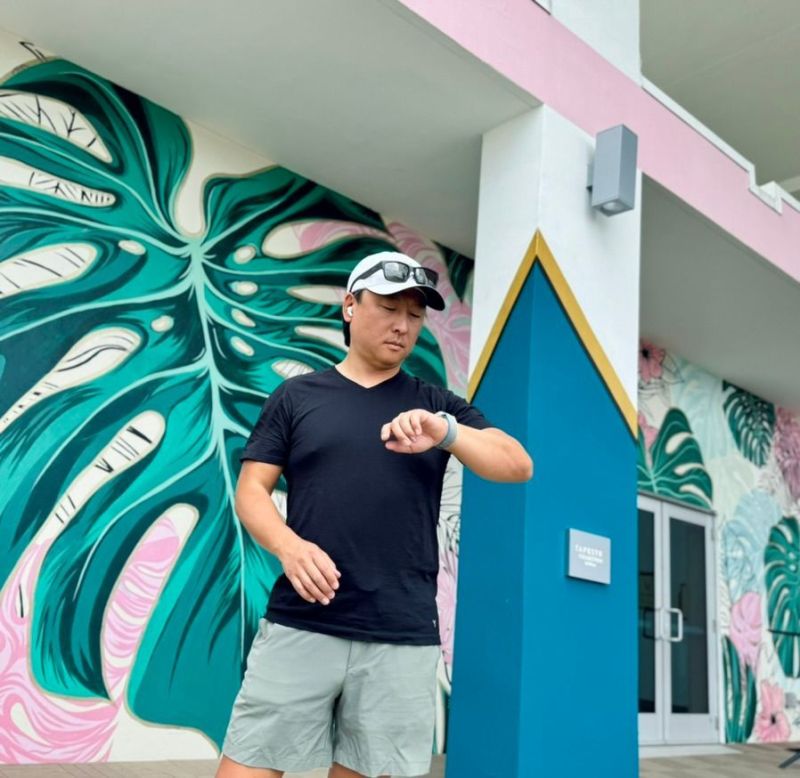 Shorts, Flip-Flops, and Investor Meetings—What Really Matters in Business Dress Code?