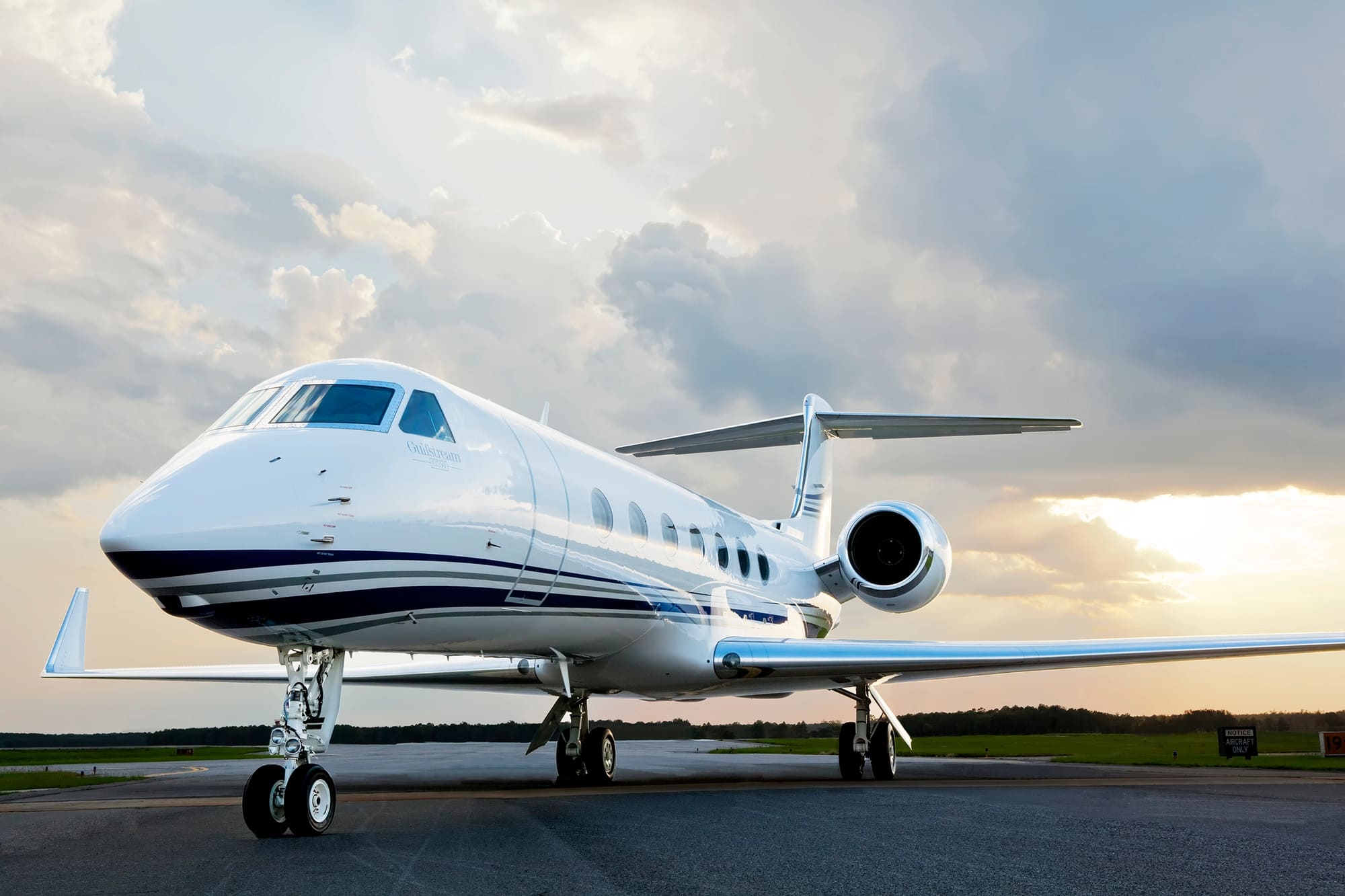 A Jet Edge Charter plane.