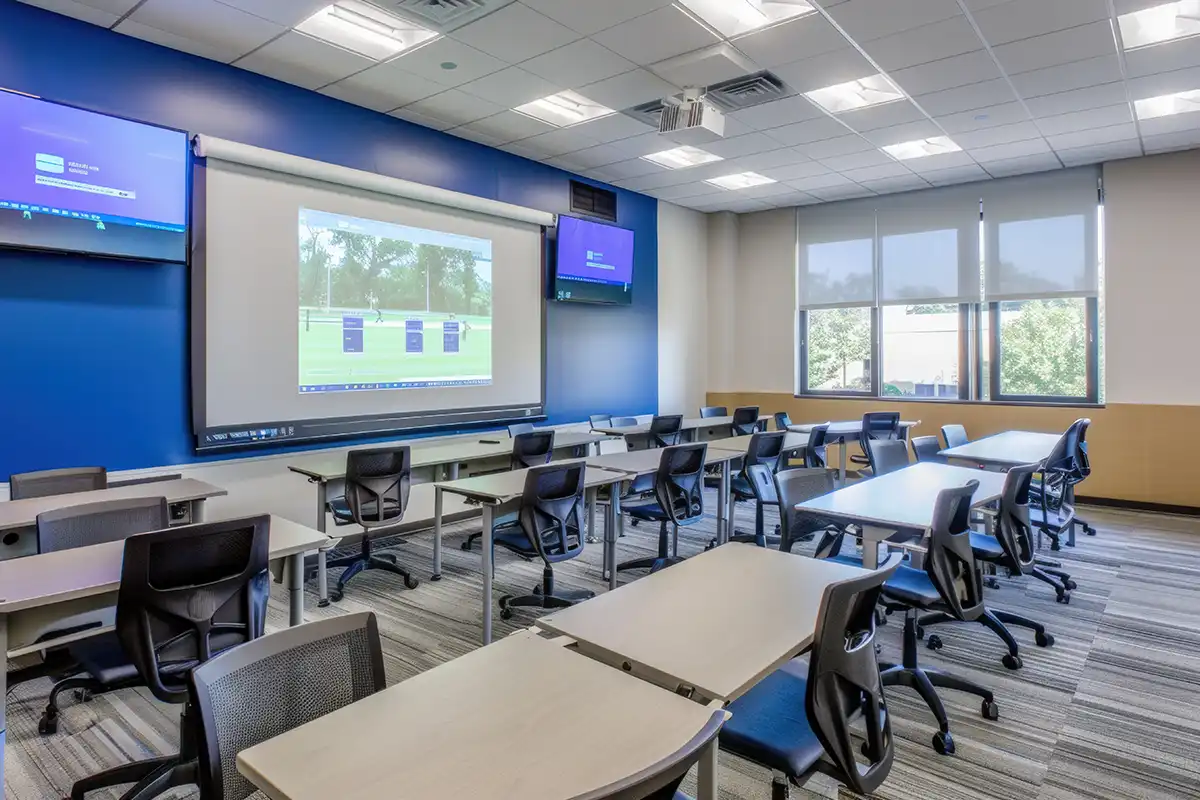 Digital signs help educators share everything from learning materials to safety alerts and help students navigate the environment and curriculum. 