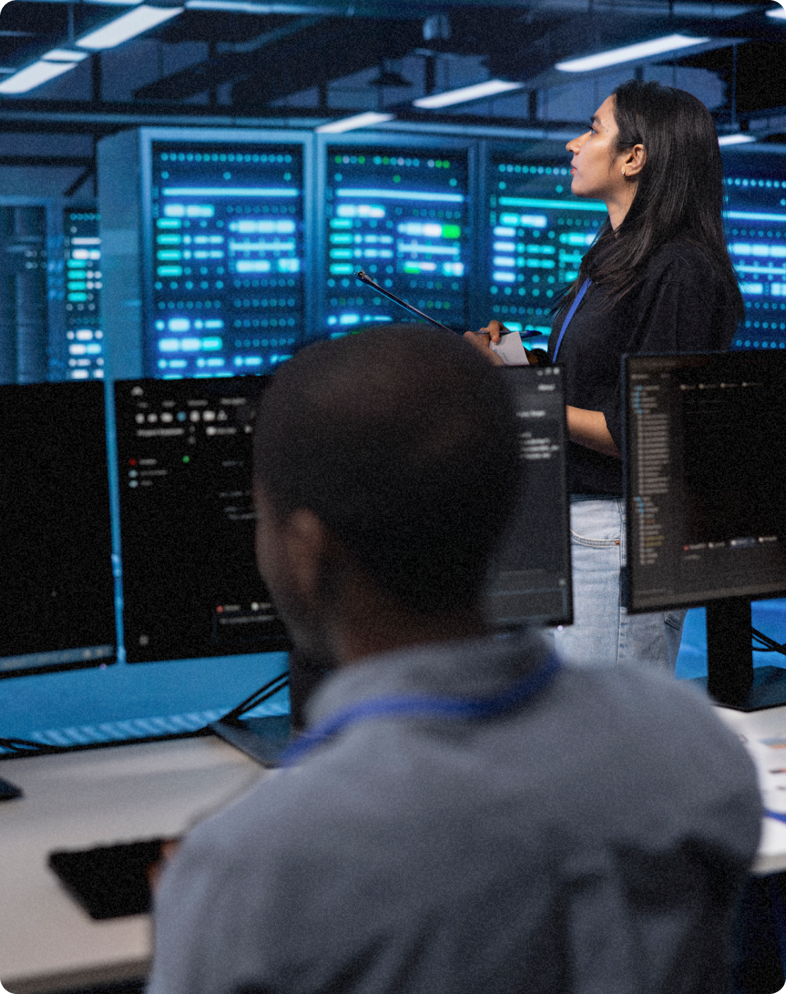 Gestionnaire dans le hub du serveur utilisant l'ordinateur pour trouver des configurations erronées du pare-feu