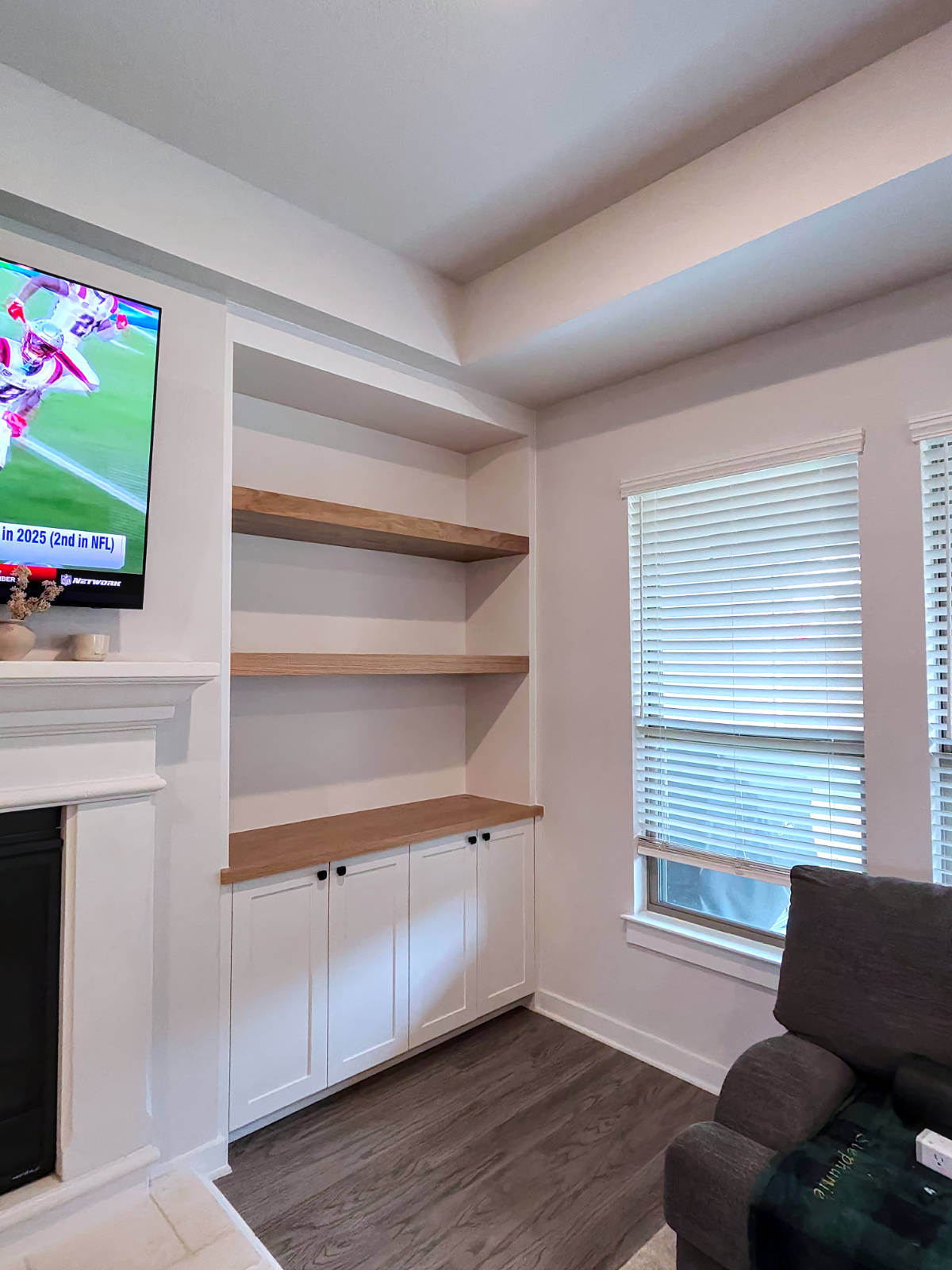 Custom living room built-in cabinet.