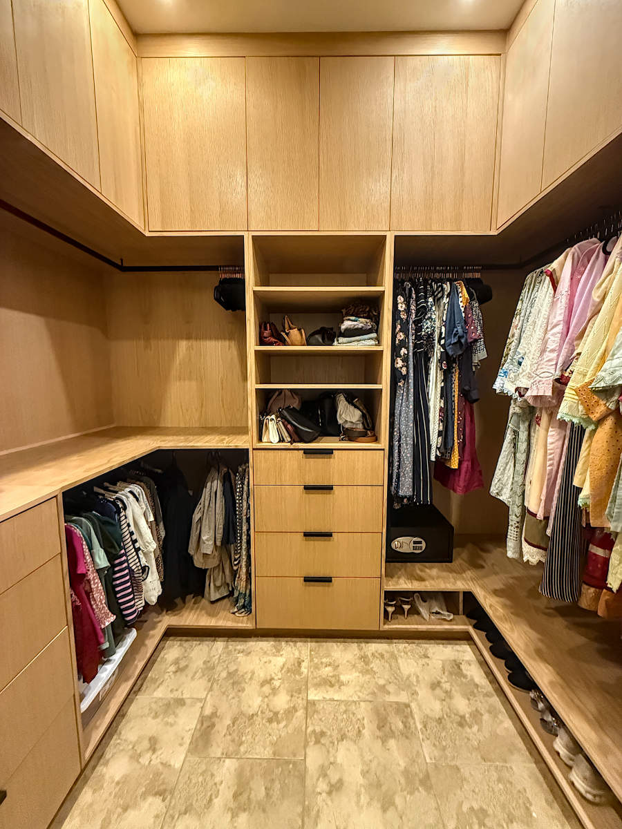 Custom riff sawn white oak closet.