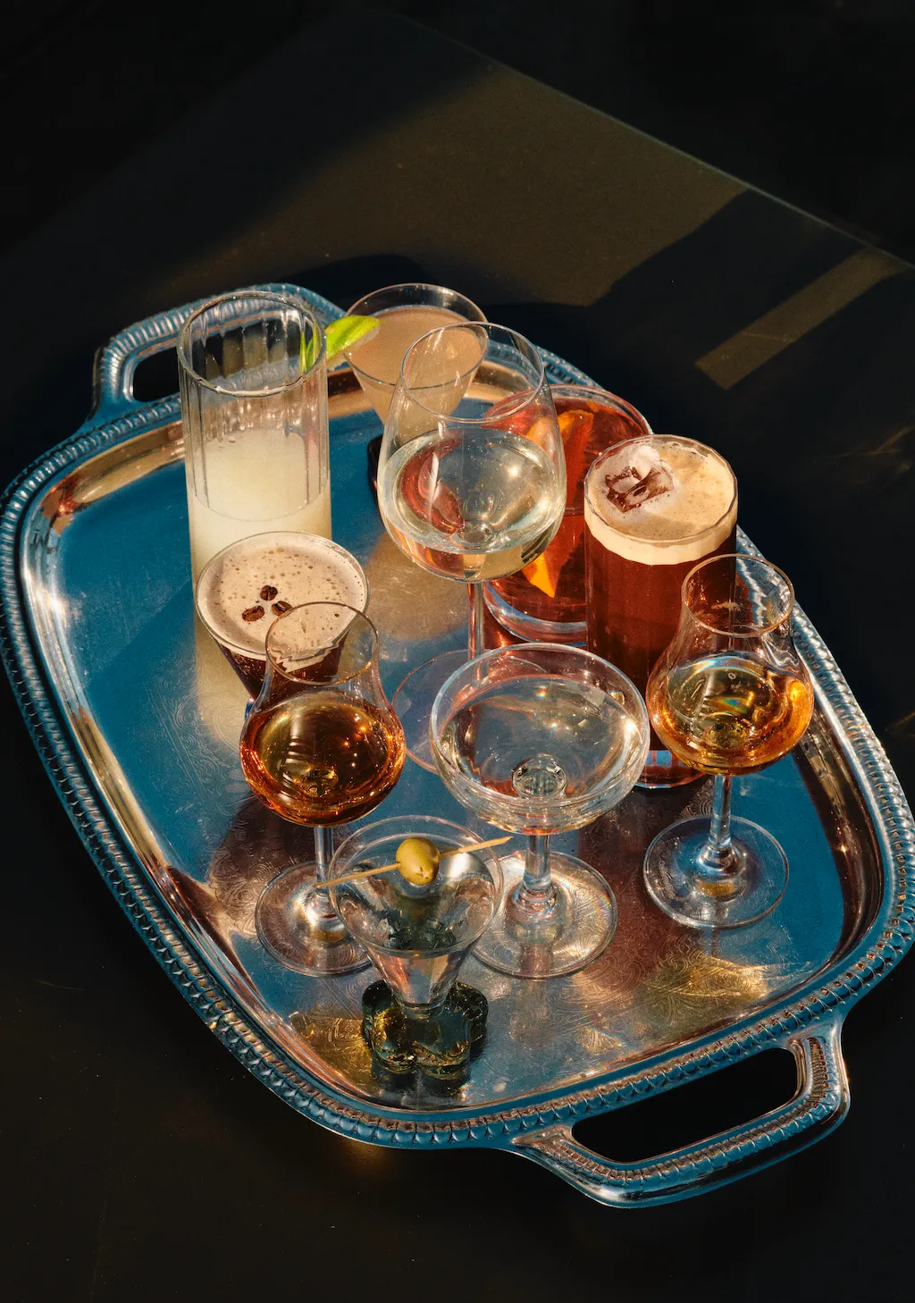 Cocktails sur le toit d’Orso Hotels Paris, dégustation raffinée avec vue panoramique sur la capitale.