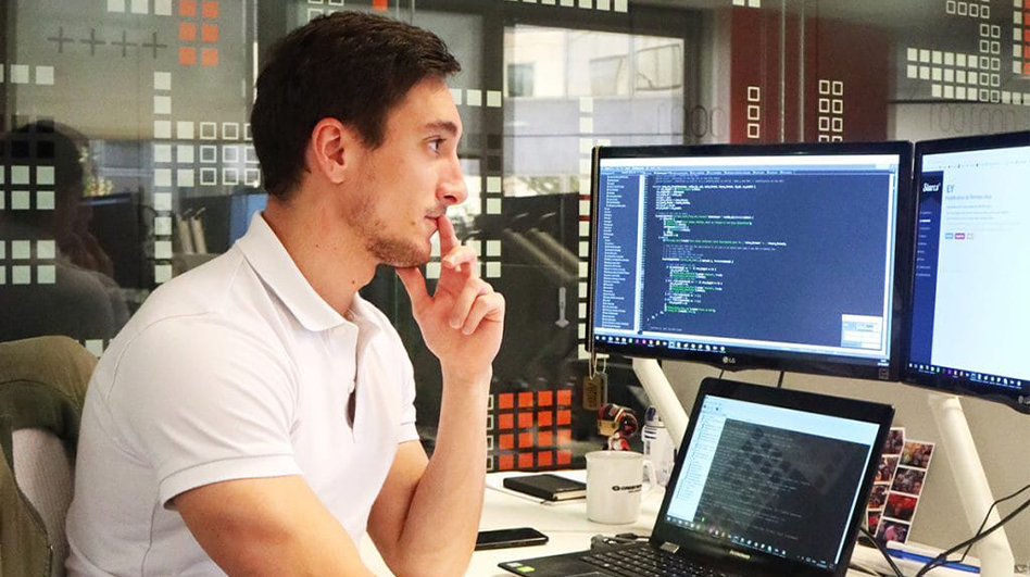 L'agilité, une des clés du métier de Matthieu, ingénieur DevOps chez Ozitem