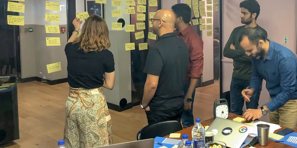 TripAbrood Design Sprint How might we session