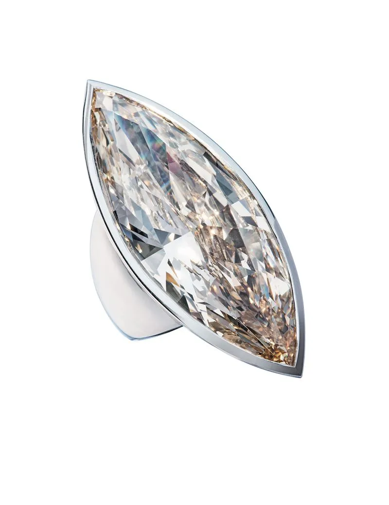 Ring aus Platin mit 28.01 ct Diamant