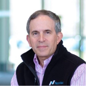 A person wearing a vestAI-generated content may be incorrect.