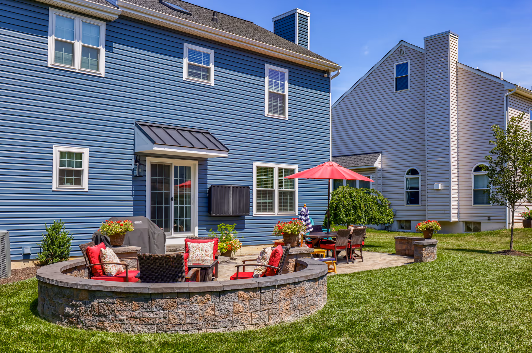 Modern Patio Furniture with Bright Red Accent Color Trending in 20205